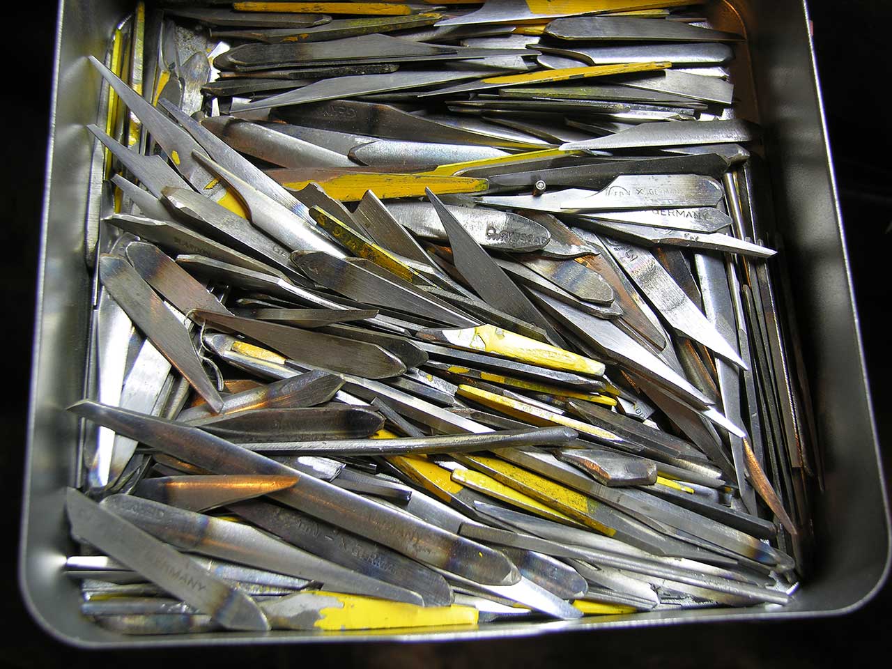 Atelier bijoutier outil de gravure de joaillier
